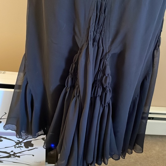 Amazing black textured skirt - Picture 4 of 12